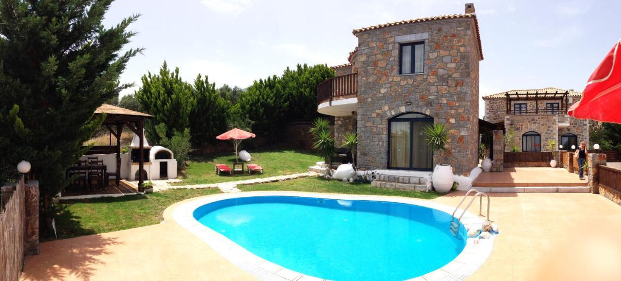 הרסוניסוס Niriides Villas Old Listing מראה חיצוני תמונה