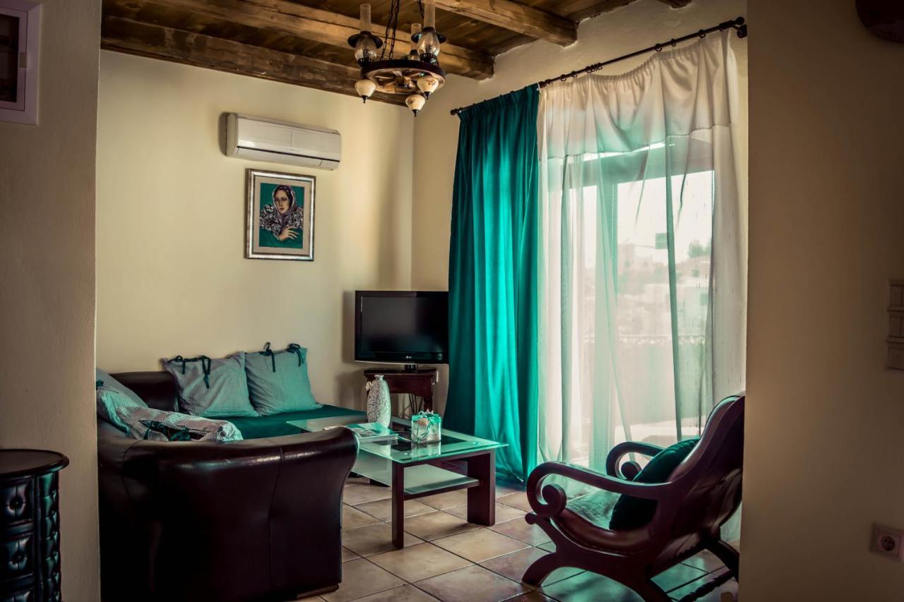 הרסוניסוס Niriides Villas Old Listing מראה חיצוני תמונה