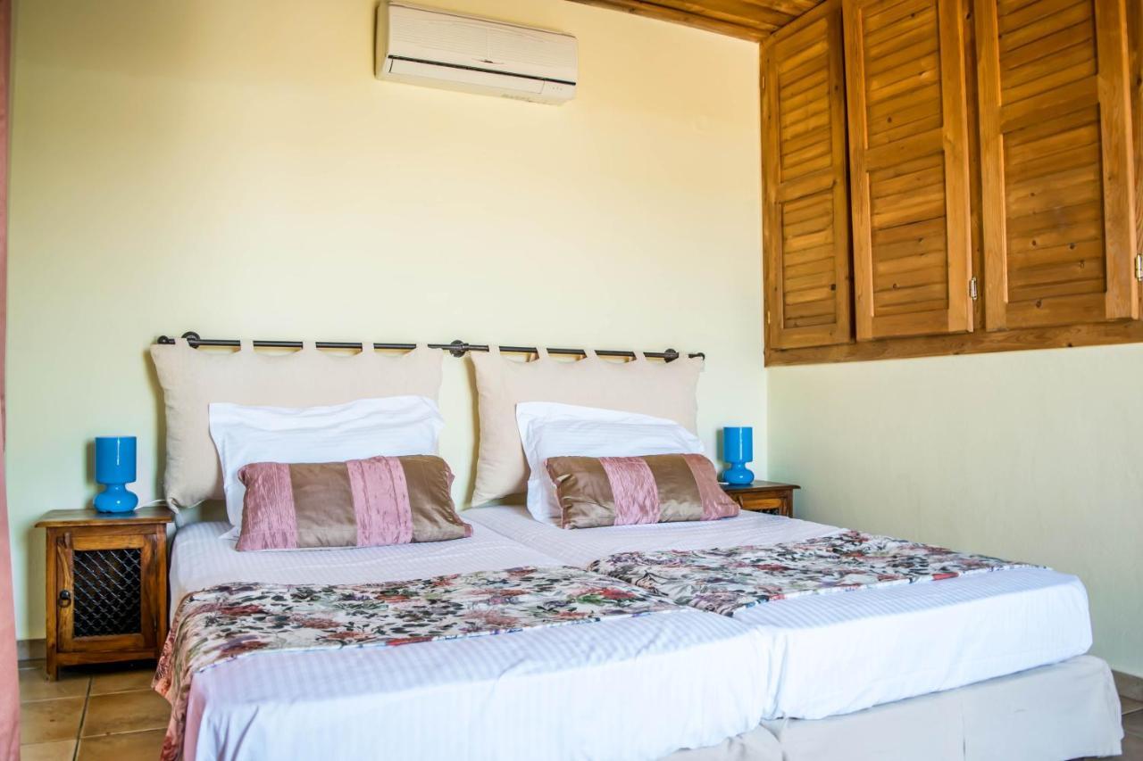 הרסוניסוס Niriides Villas Old Listing מראה חיצוני תמונה