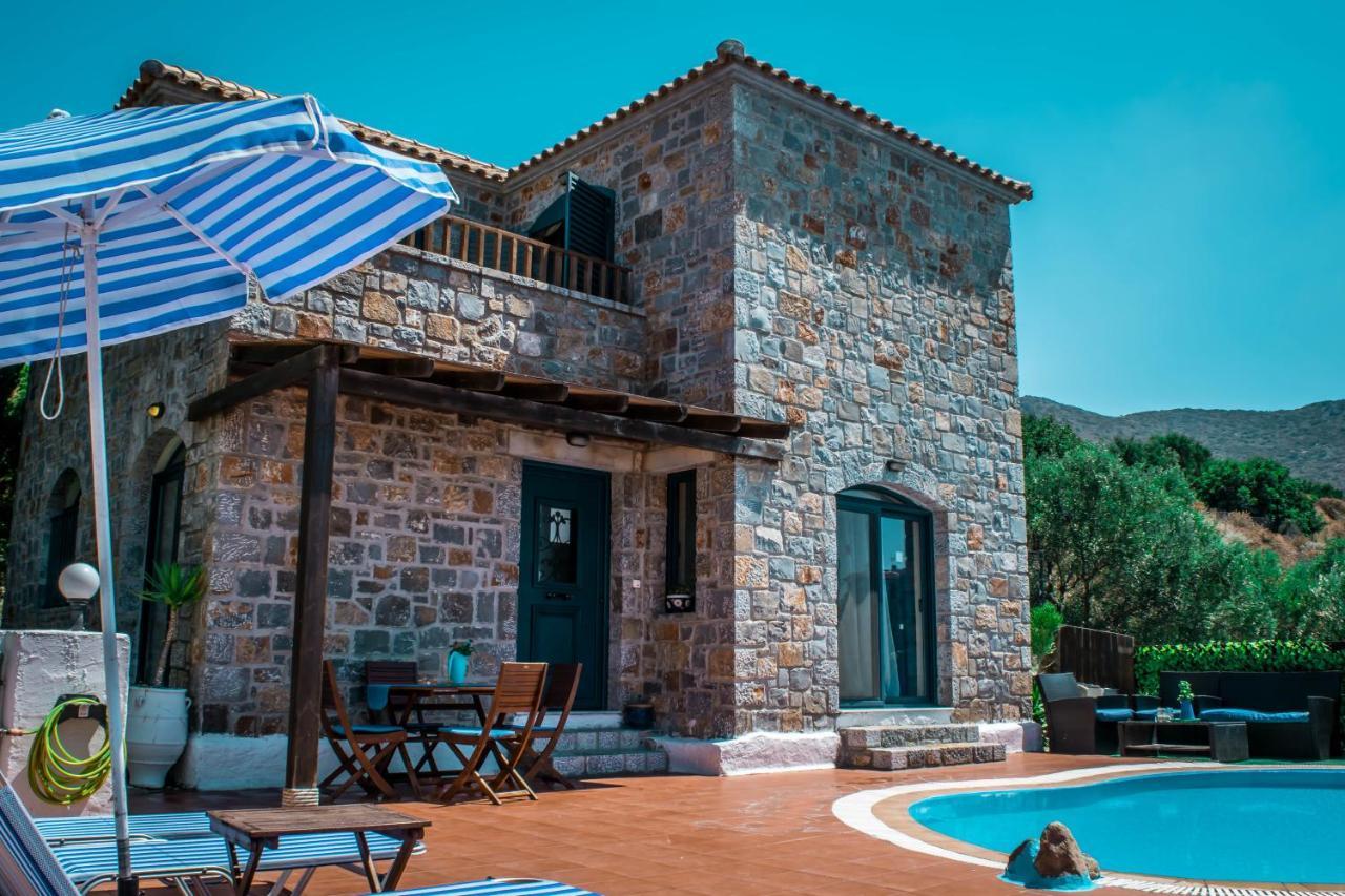 הרסוניסוס Niriides Villas Old Listing מראה חיצוני תמונה
