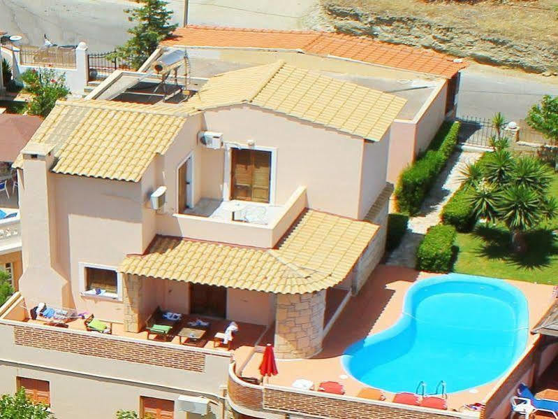 הרסוניסוס Niriides Villas Old Listing מראה חיצוני תמונה