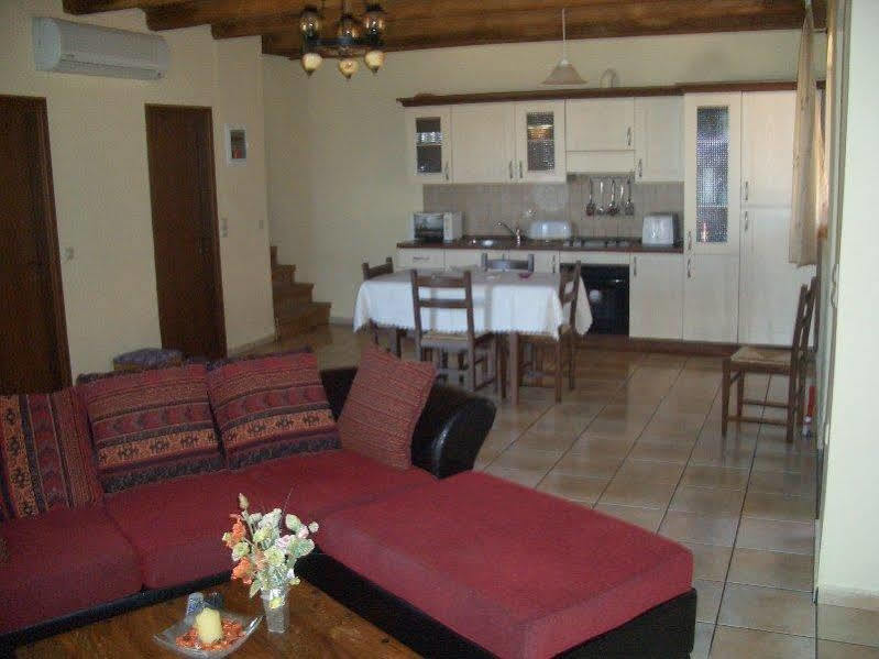 הרסוניסוס Niriides Villas Old Listing מראה חיצוני תמונה